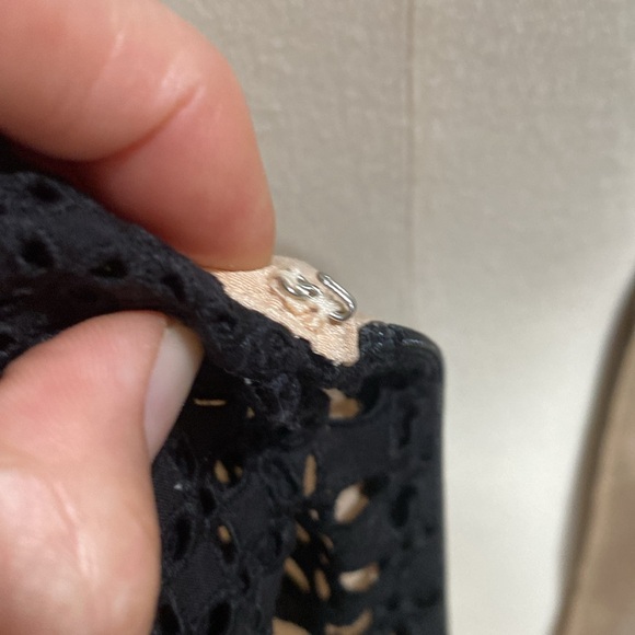 J CREW Black Ruffle Eyelet One Shoulder Top Sz 4 - Picture 6 of 16